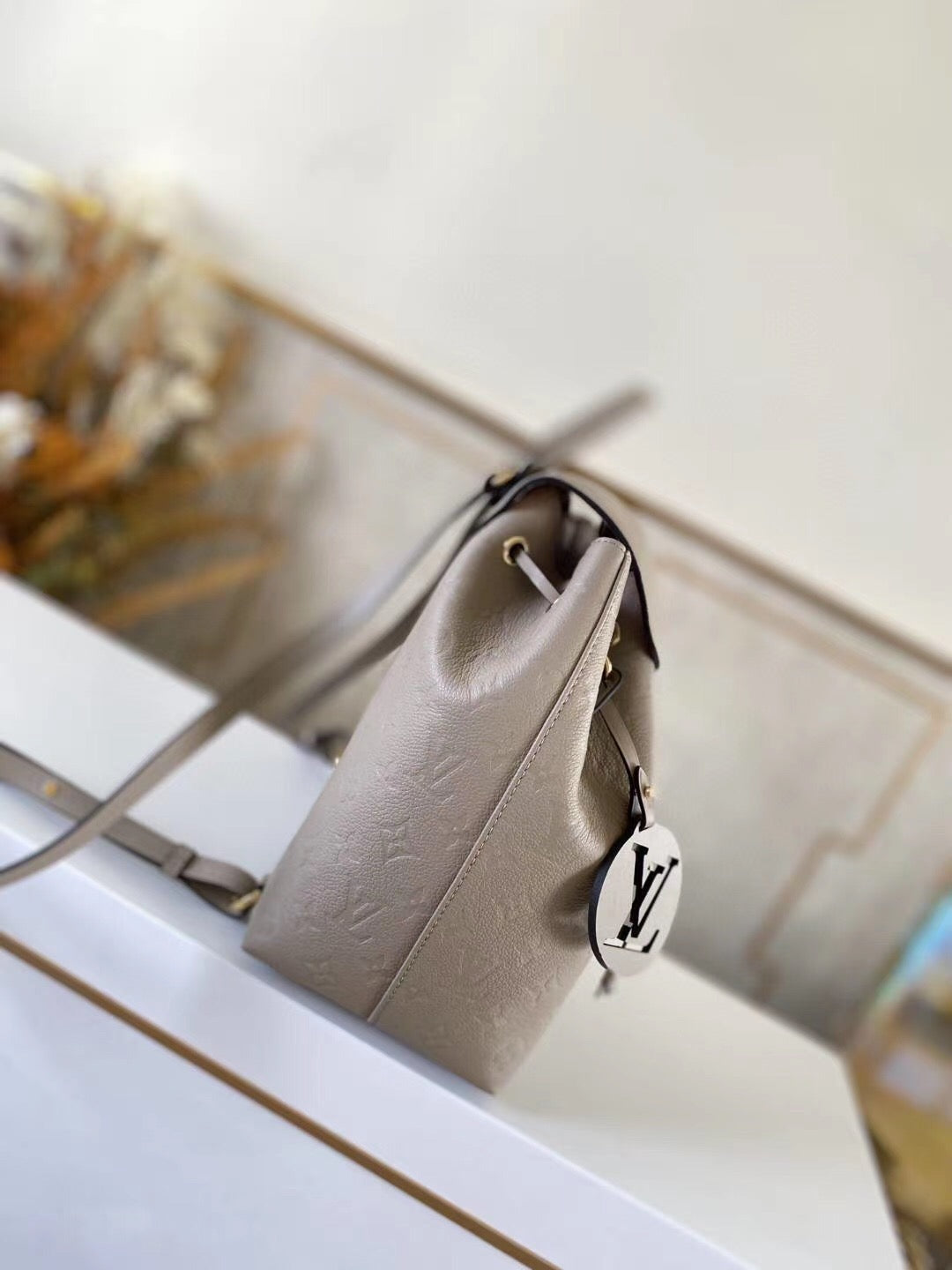 TOP Louis Vuitton LV Montsouris Backpack Empreinte 27.5x33x14cm - Turtle Dove