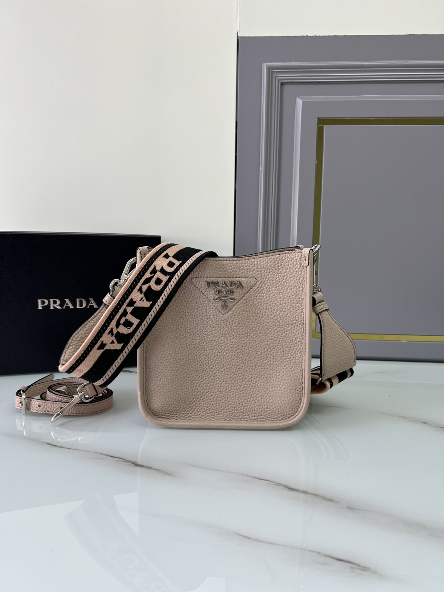 Top PRADA Leather Mini Shoulder Bag 19x20x6cm - 5 Colour