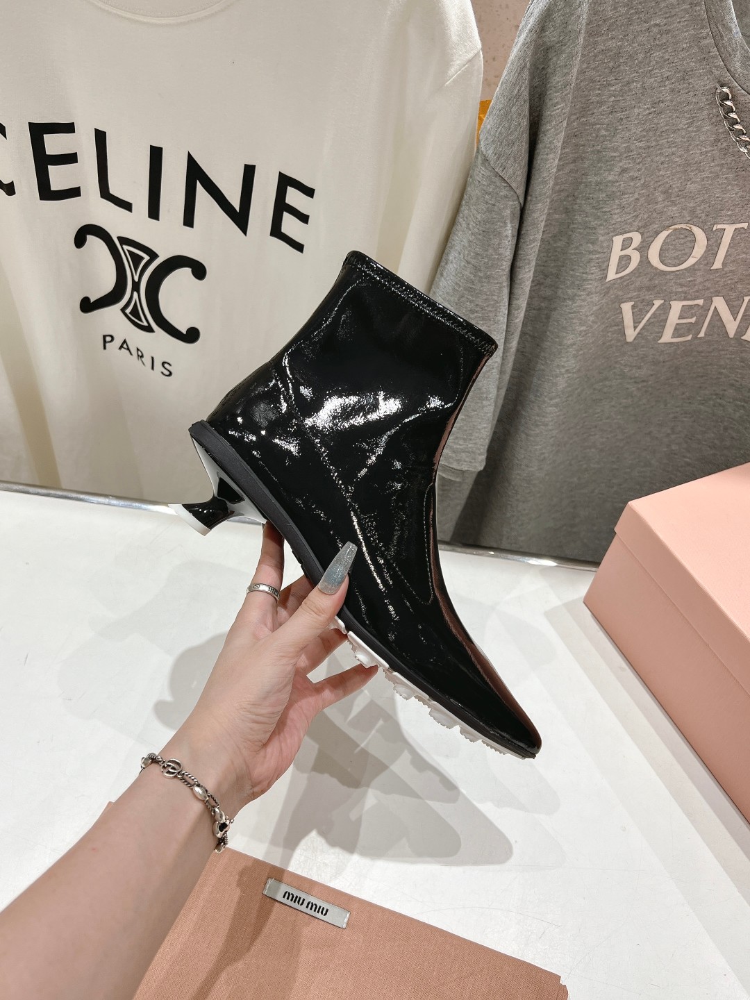 TOP Miu Miu  Patent Leather Boots - 2 Color