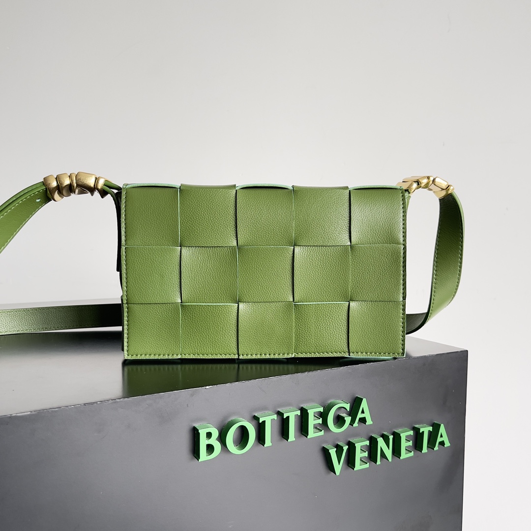 TOP Bottega Veneta BV Cassette Bags- 2 Color