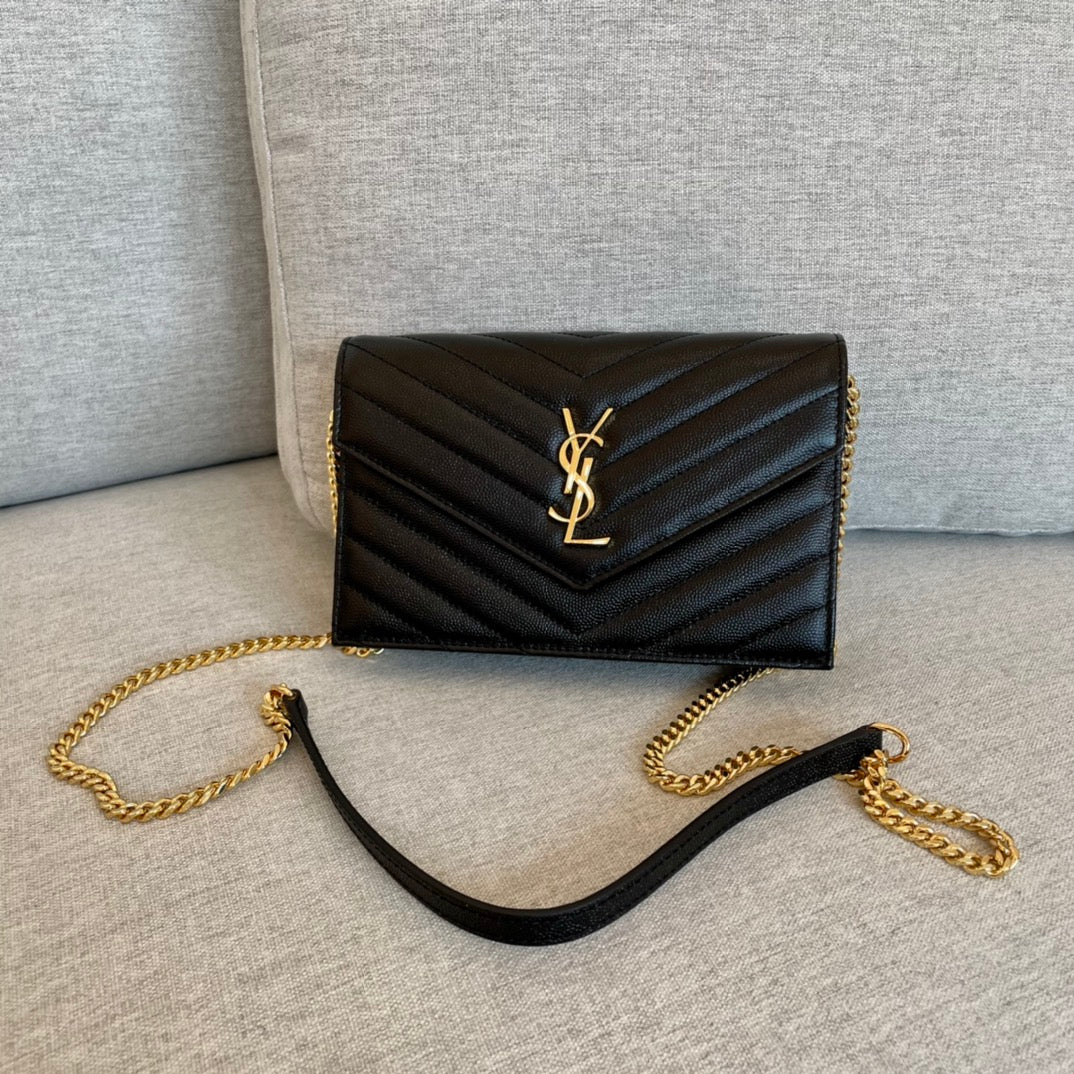 TOP Yves Saint Laurent YSL Envelope WOC Bag 19cm - Black