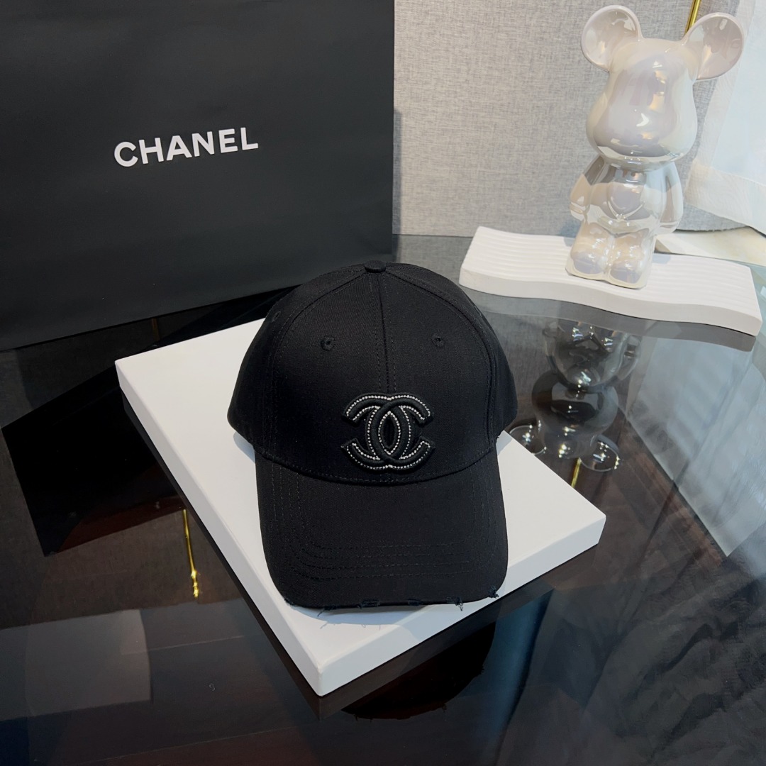 TOP CHANEL Classic Versatile Baseball Hats - 2 Colors