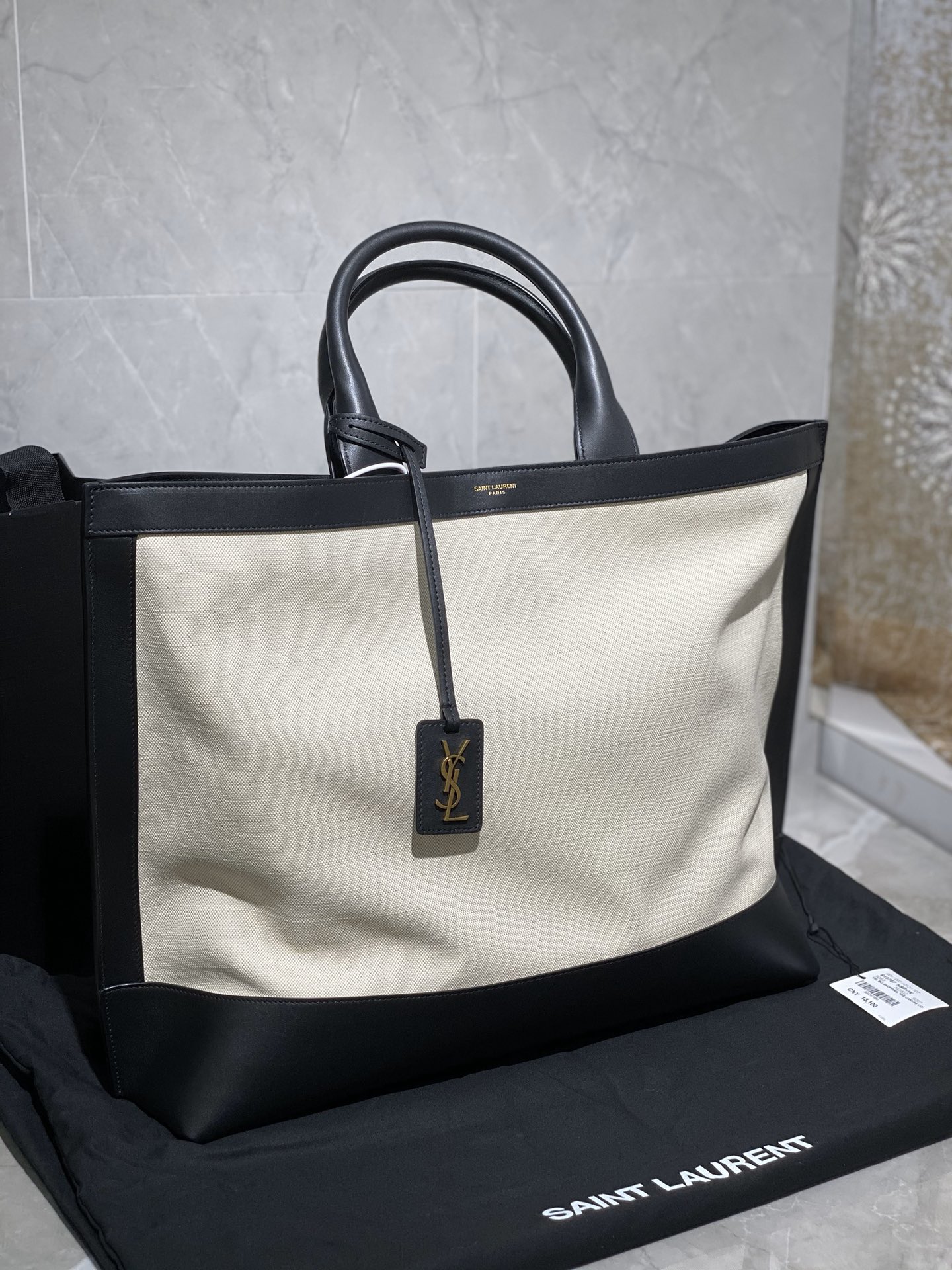 TOP Yves Saint Laurent YSL Shopping Tote Bag 41.5x34x14cm - Black & White