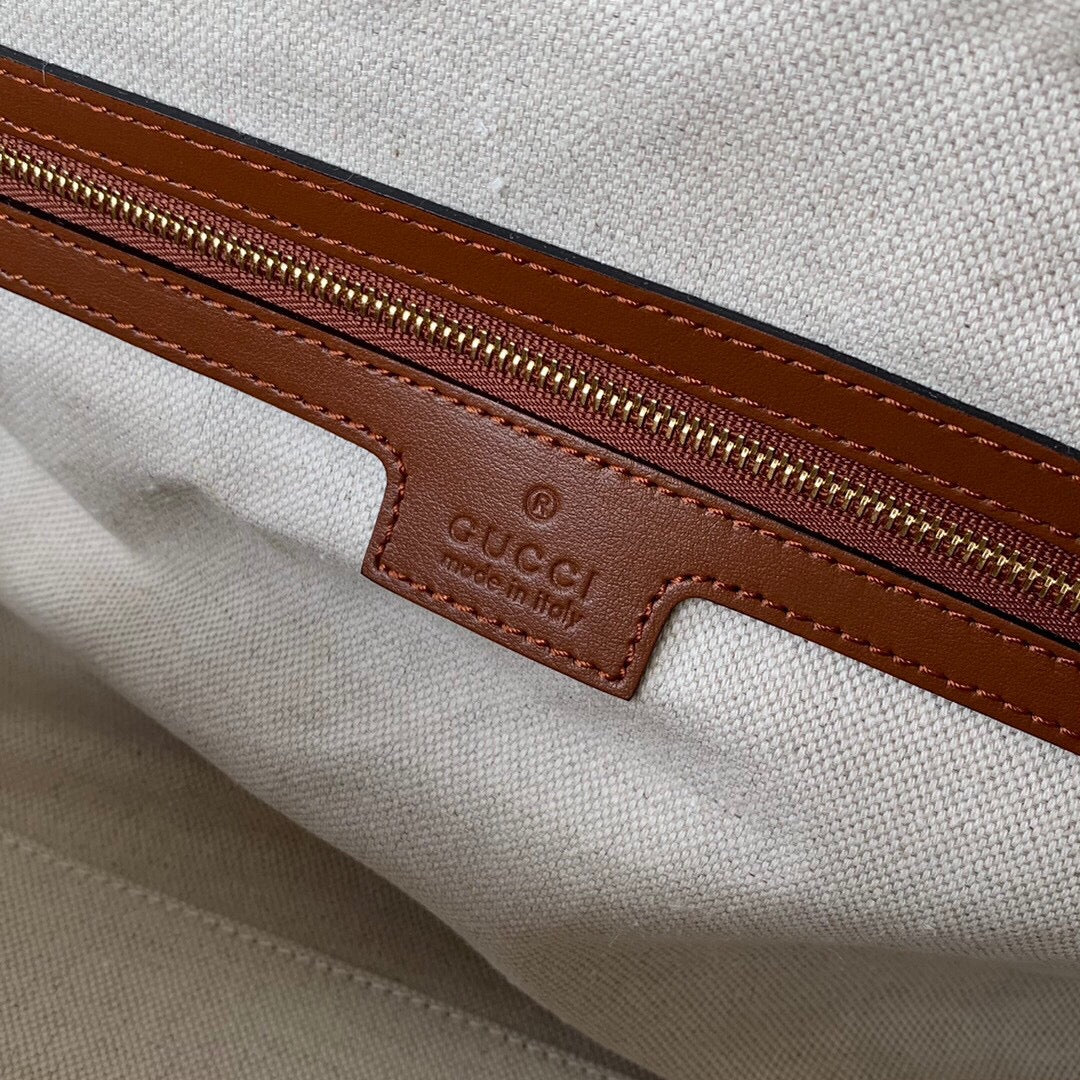 TOP GUCCI G*G Matelasse Leather Top Handle Medium Bag - Brown