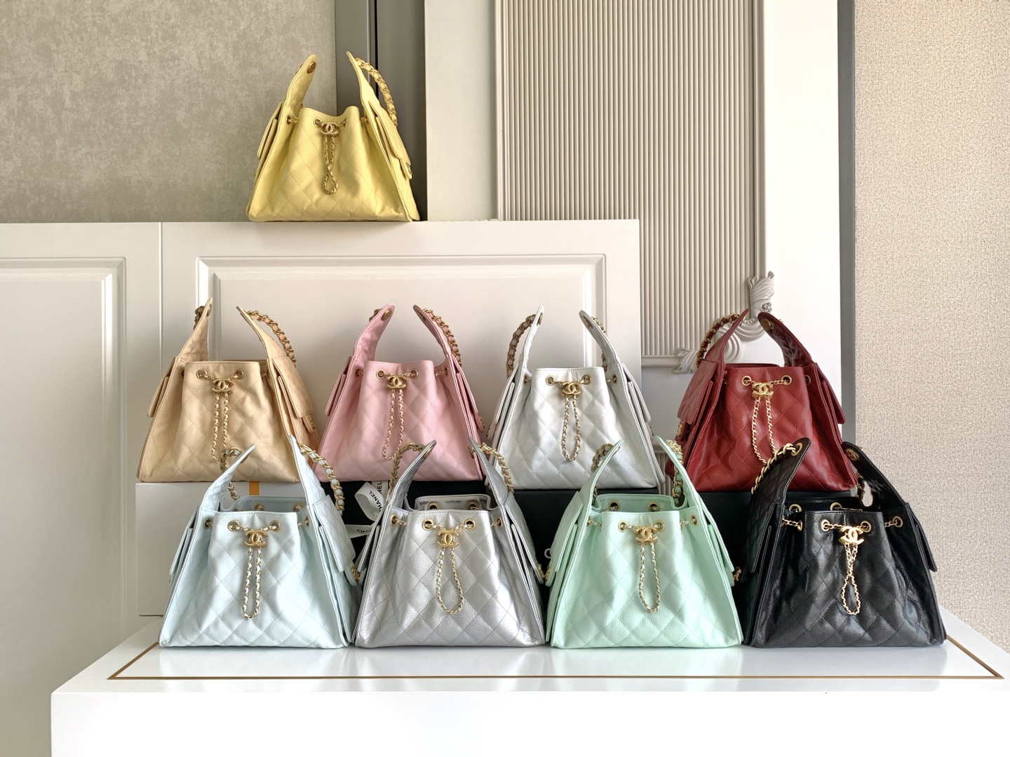 TOP CHANEL Hobo Shopping Bag  30x26x14cm - 9 Colors