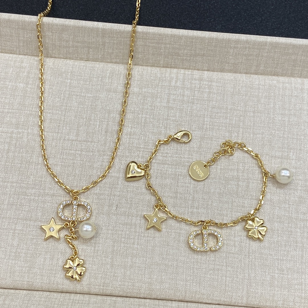 TOP Christian Dior Necklace/Bracelet with Pearl - Gold
