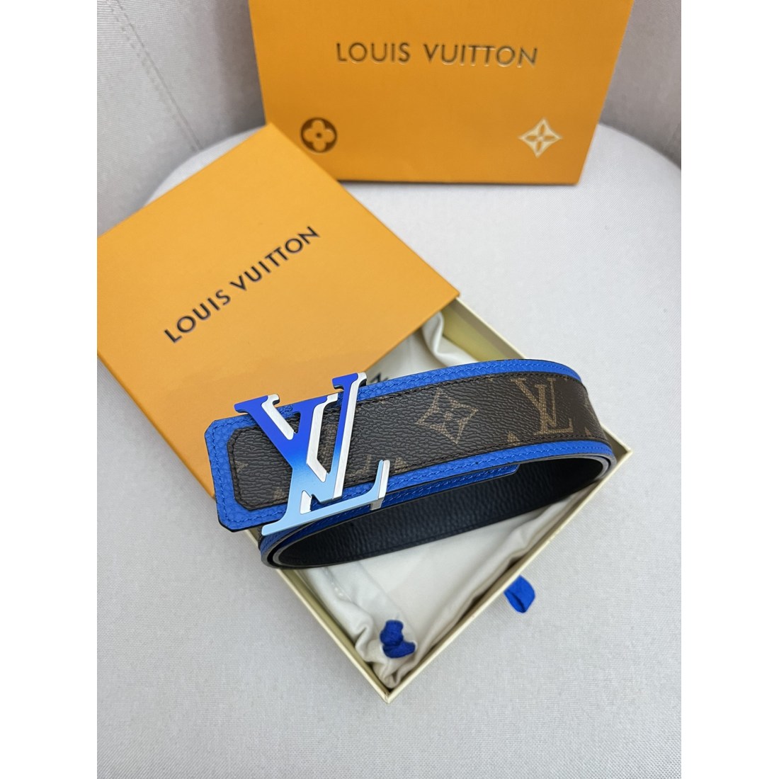 Lv Fade LOGO Calfskin Men's Belt