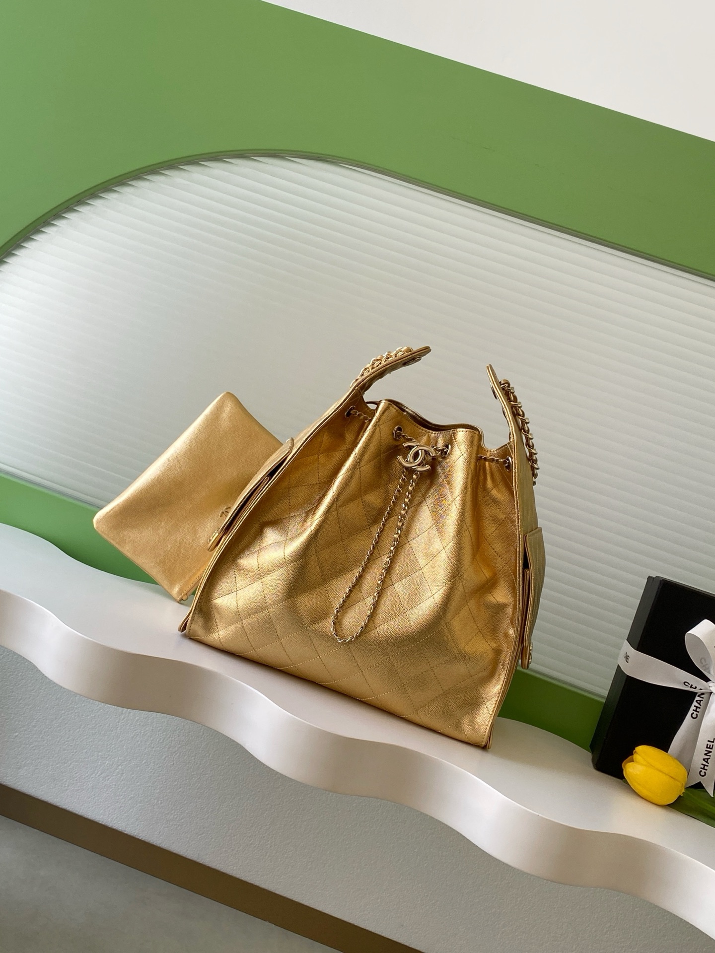 TOP CHANEL Hobo Shopping Bag 26x30x14cm/30x15x40cm - Gold