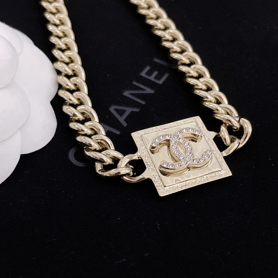TOP CHANEL Metal Chain Rope Square Choker