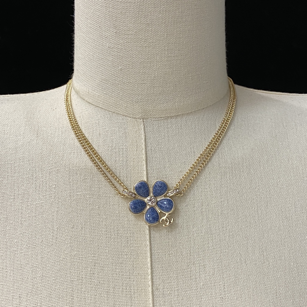 TOP CHANEL Necklace - Gold