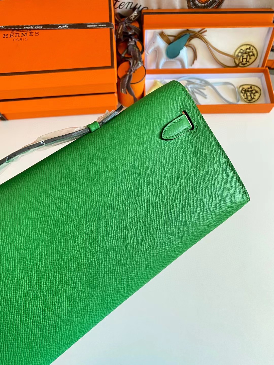 TOP HERMES Kelly Cut Elan 31 Clutch - Green & SHW