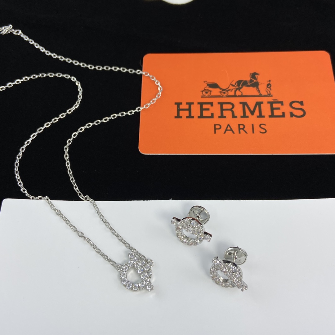 TOP HERMES Necklace Earrings Bracelet Ring Set - Silver
