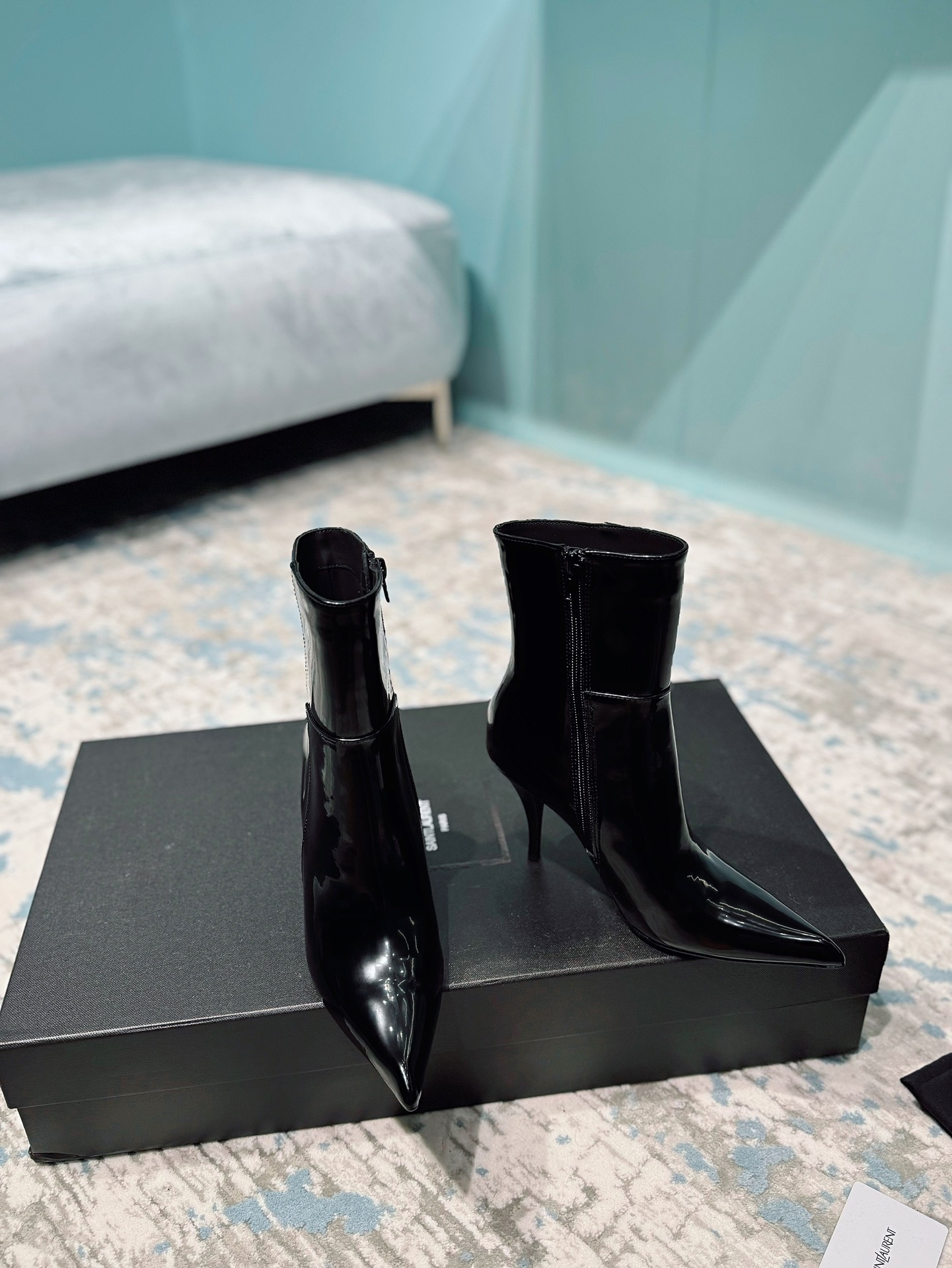 TOP Yves Saint Laurent YSL Leather Short/ Long Boots - Black