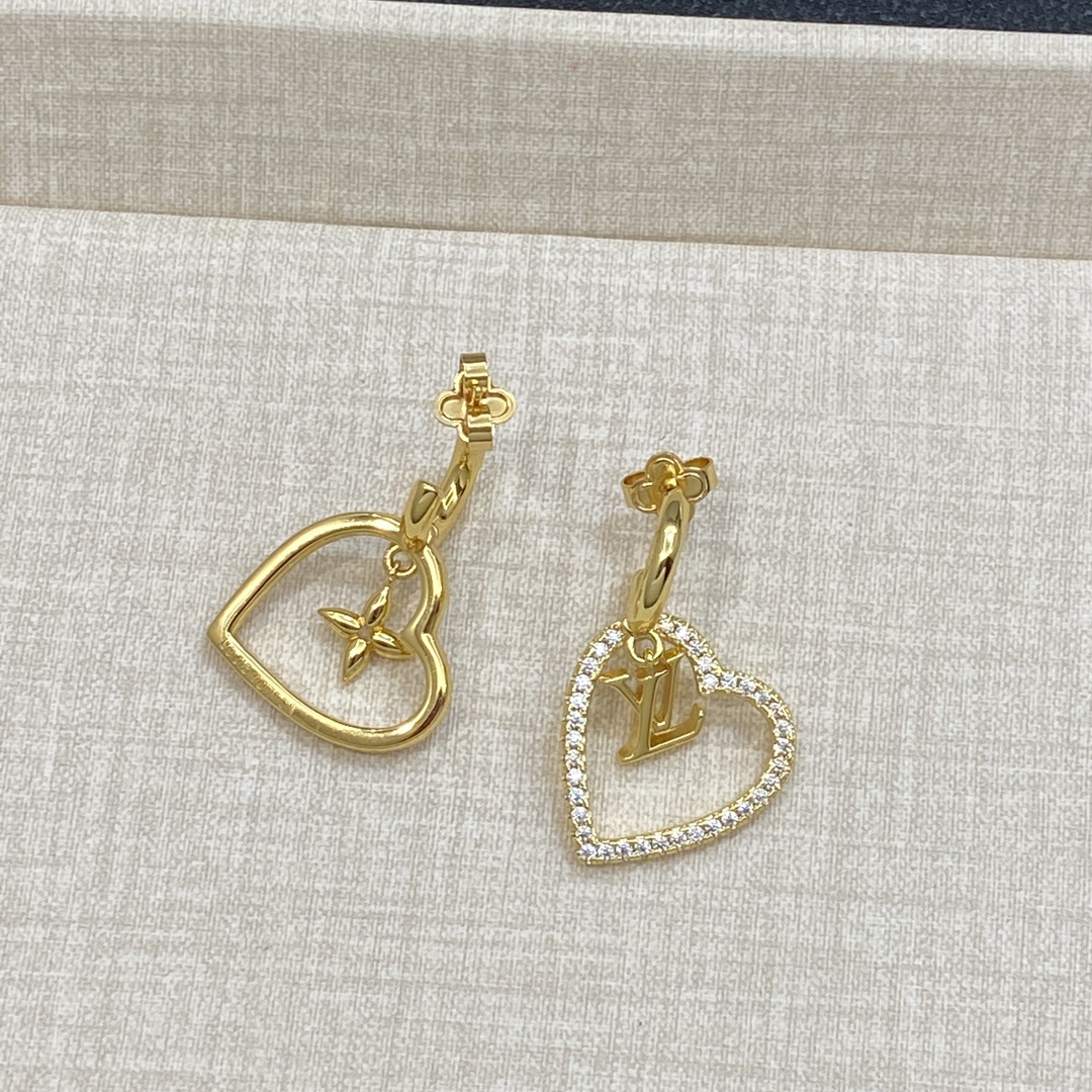 TOP Louis Vuitton LV Earrings - 3 Color