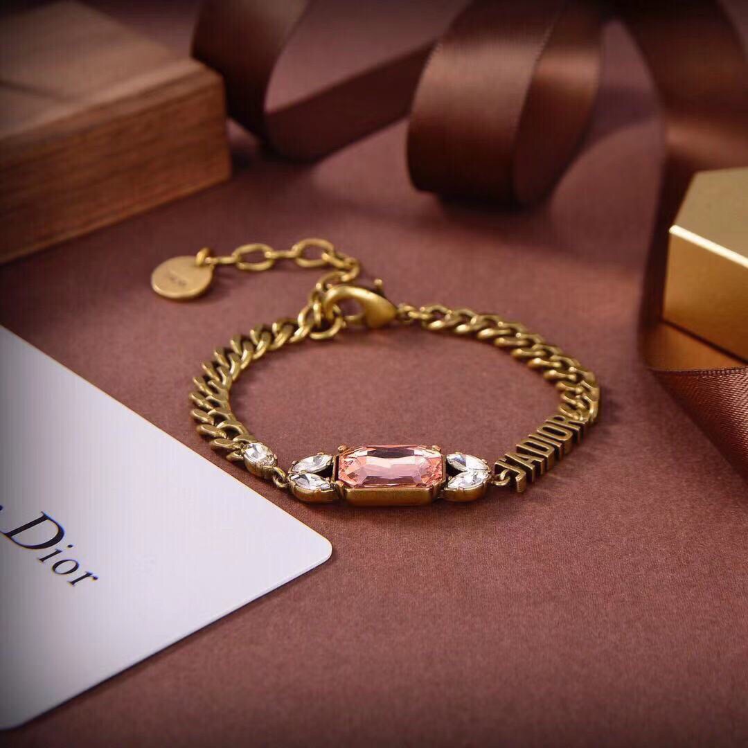TOP Christian Dior Metal Pink Crystal Bracelet - Gold