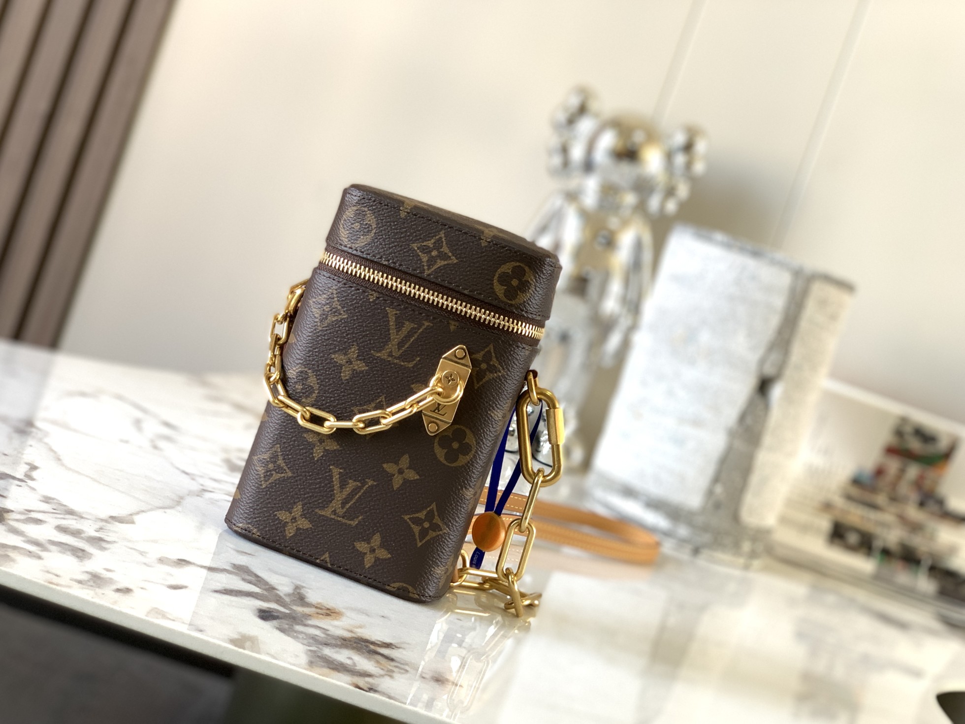 TOP Louis Vuitton LV Phone Box Monogram Bag 10.5 x 17.0 x 5.0 cm - Brown
