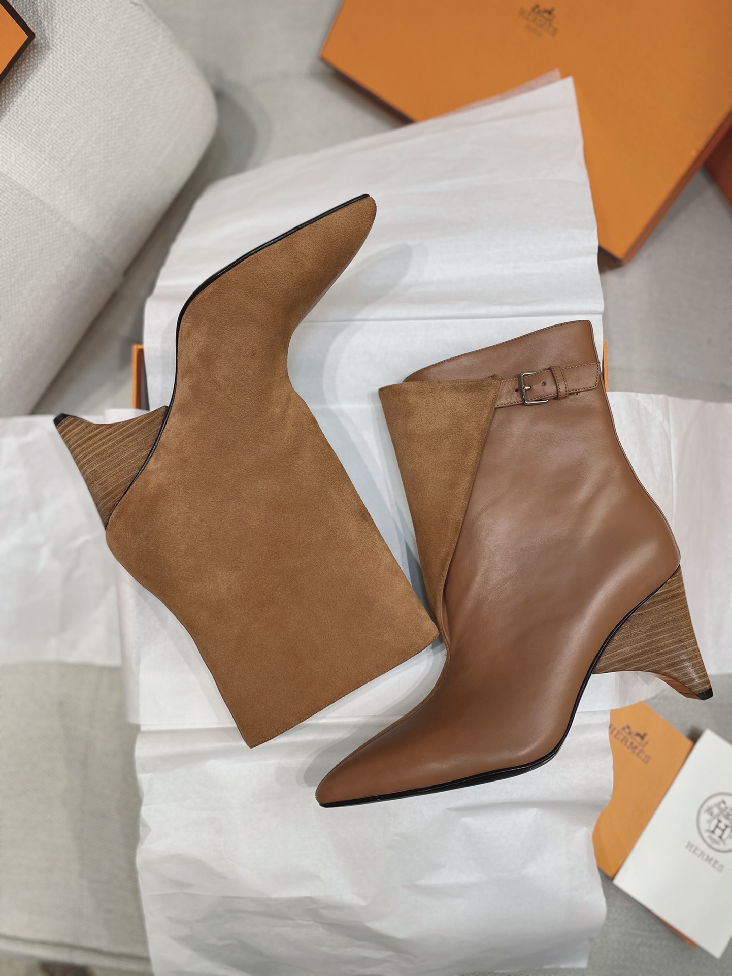 TOP HERMES 9cm High Heel Cowhide Boots - 2 Colors