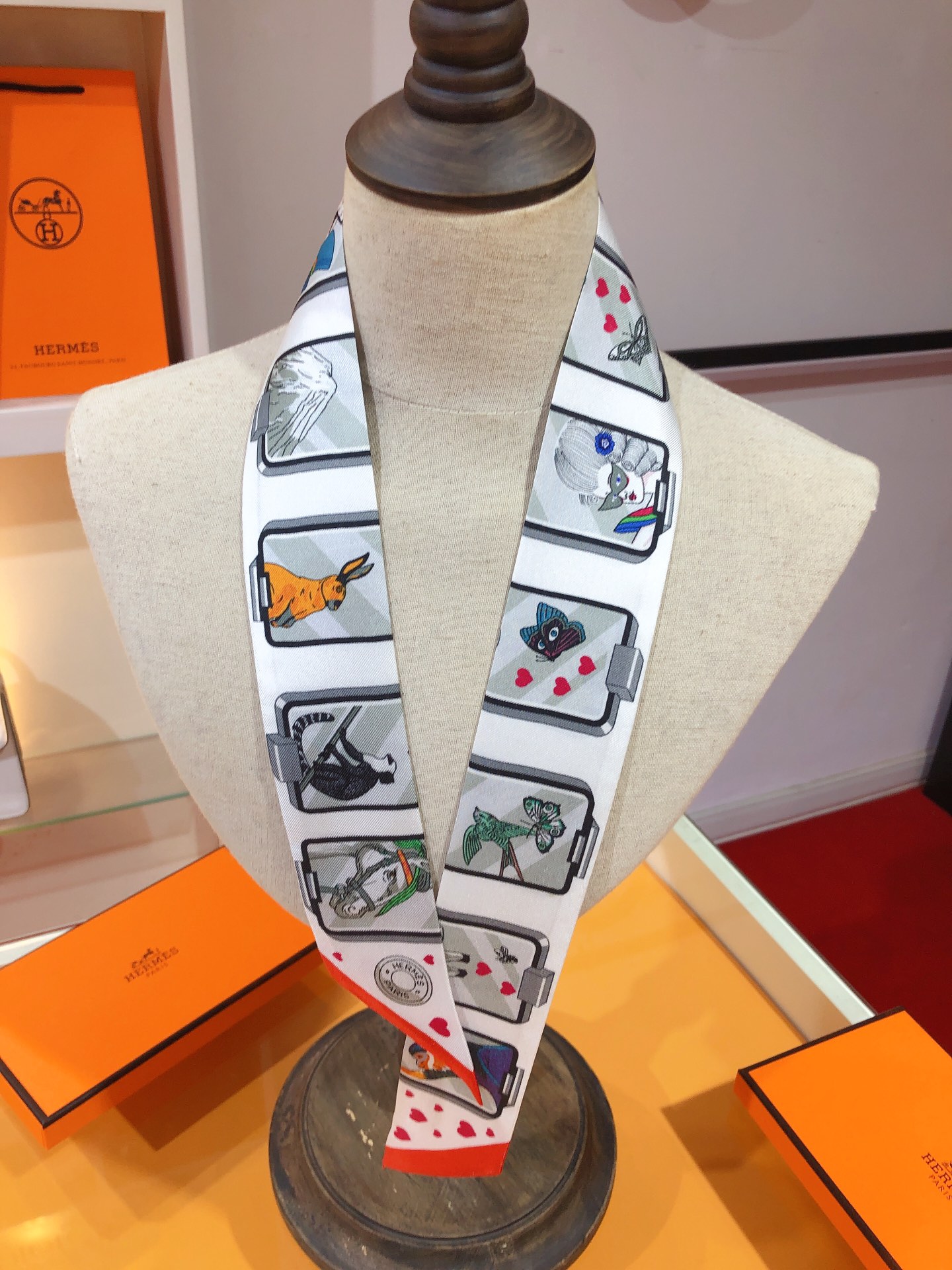 TOP HERMES Dynamic Sharing Twilly Scarf 86 x 5 cm - 4 Colours