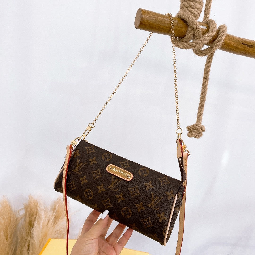 TOP Louis Vuitton LV Eva Clutch Monogram