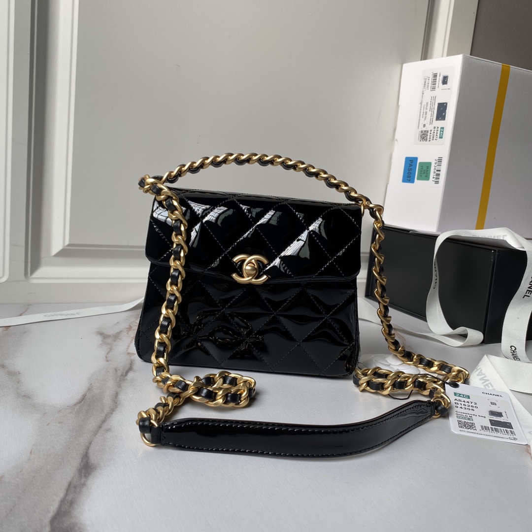 TOP CHANEL 24S patent Leather Handbag 18cm - Black&GHW