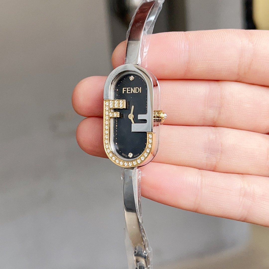 TOP FENDI O'Lock Watch 17x32mm - Sliver