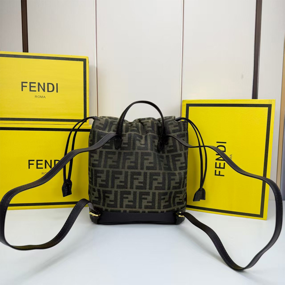 Fendi Backpack Brown FF jacquard fabric backpack (7A regular version)