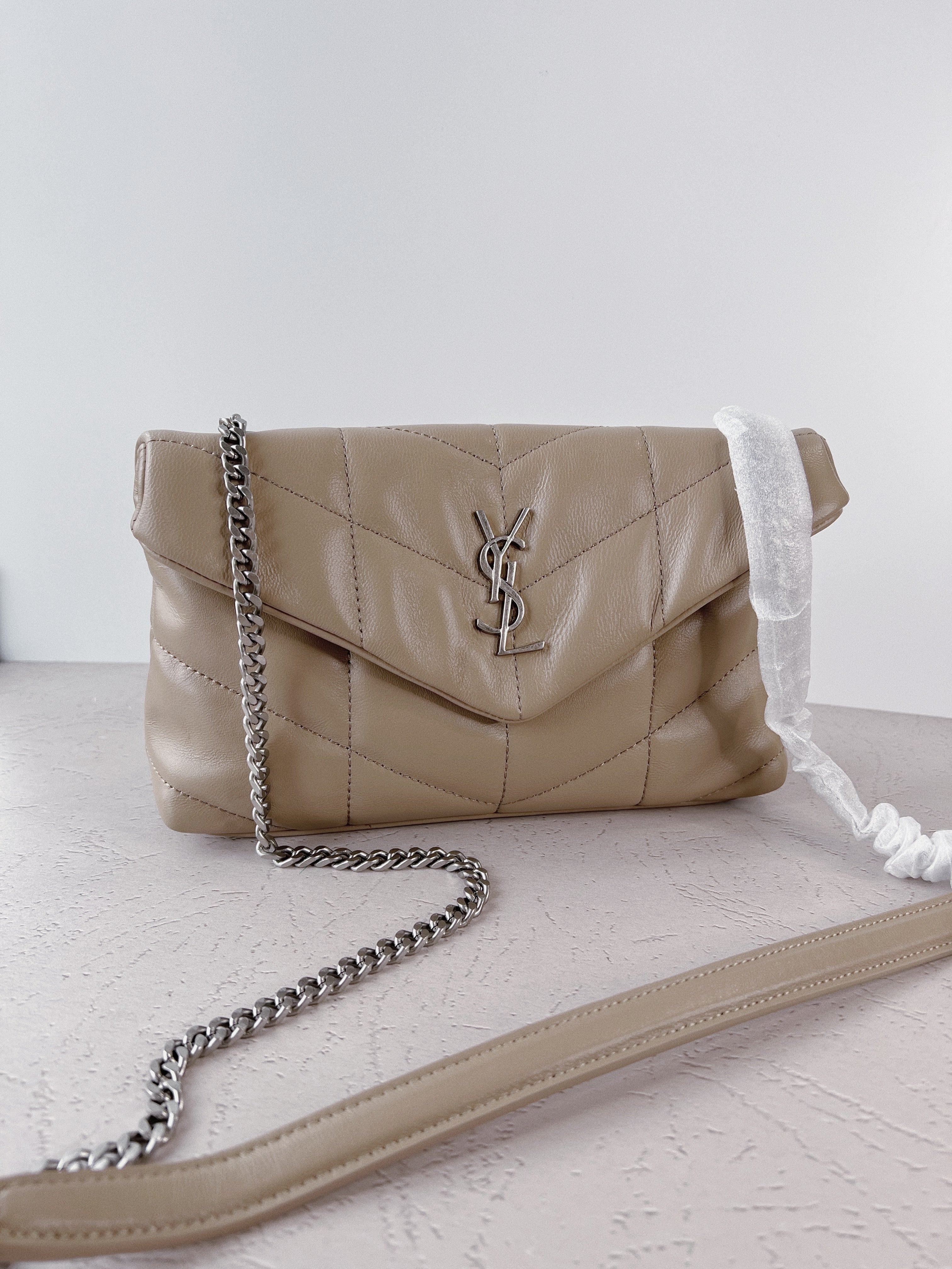 TOP Yves Saint Laurent YSL Loulou Puffer Mini Bag - Beige w SHW