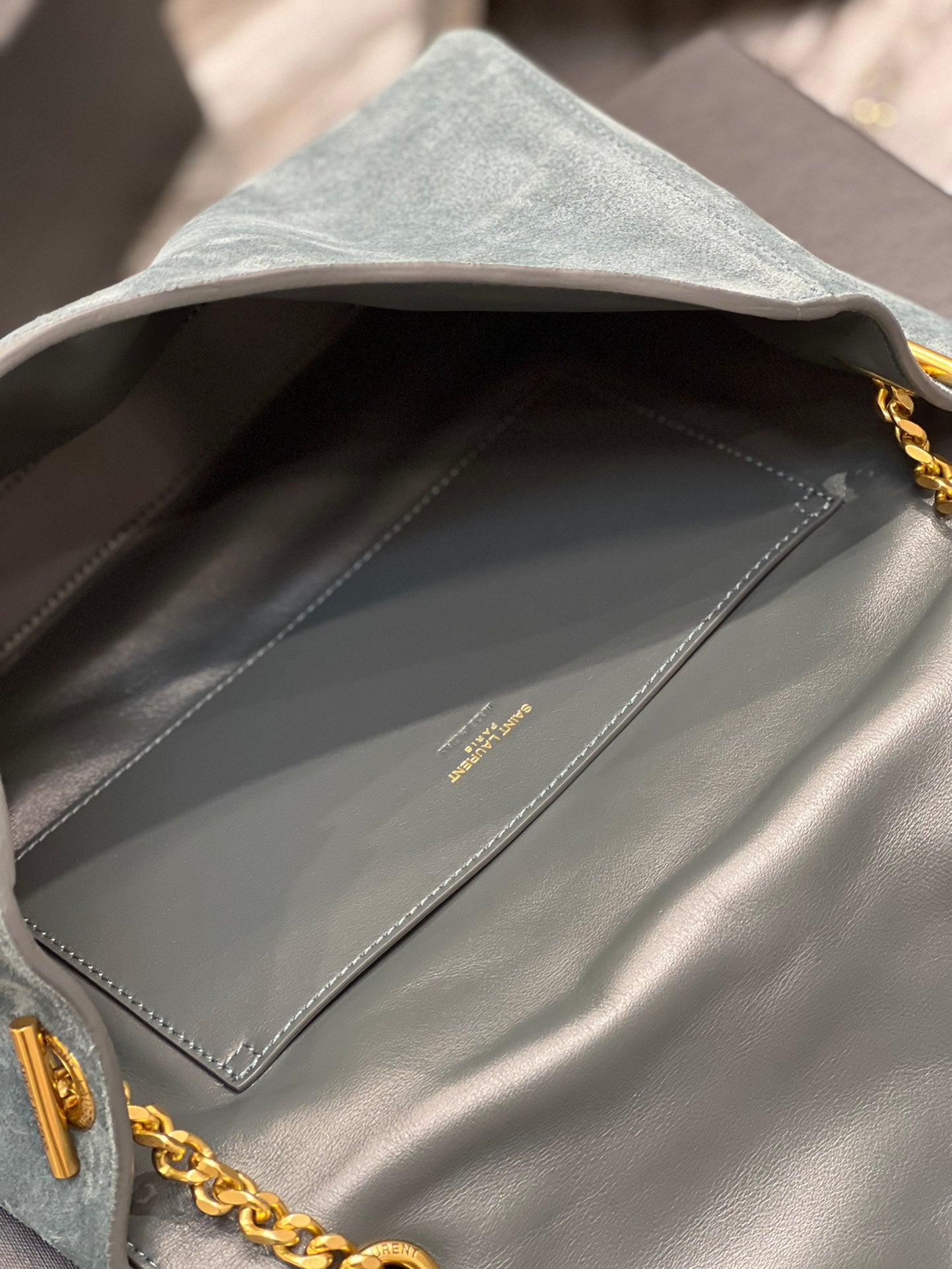TOP Yves Saint Laurent YSL Kate Reversible Suede Bag - Deep Green