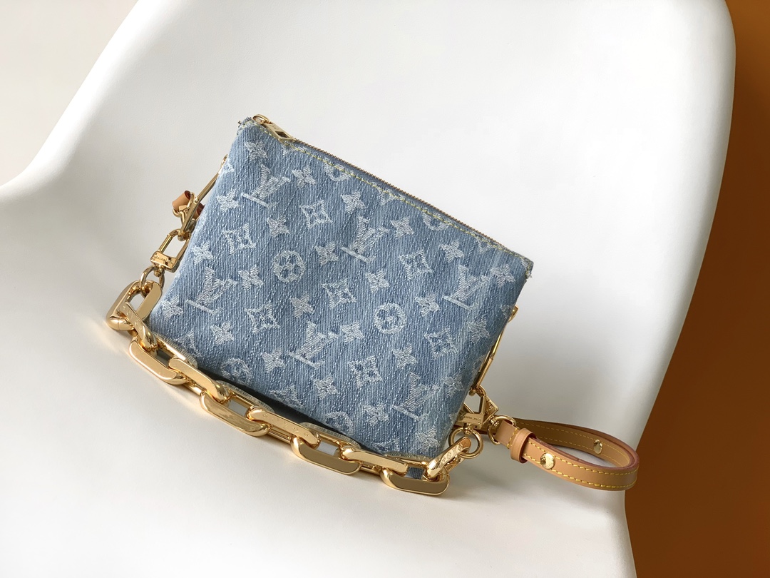 TOP Louis Vuitton LV Monogram Coussin Bag 21x16x7cm - Denim
