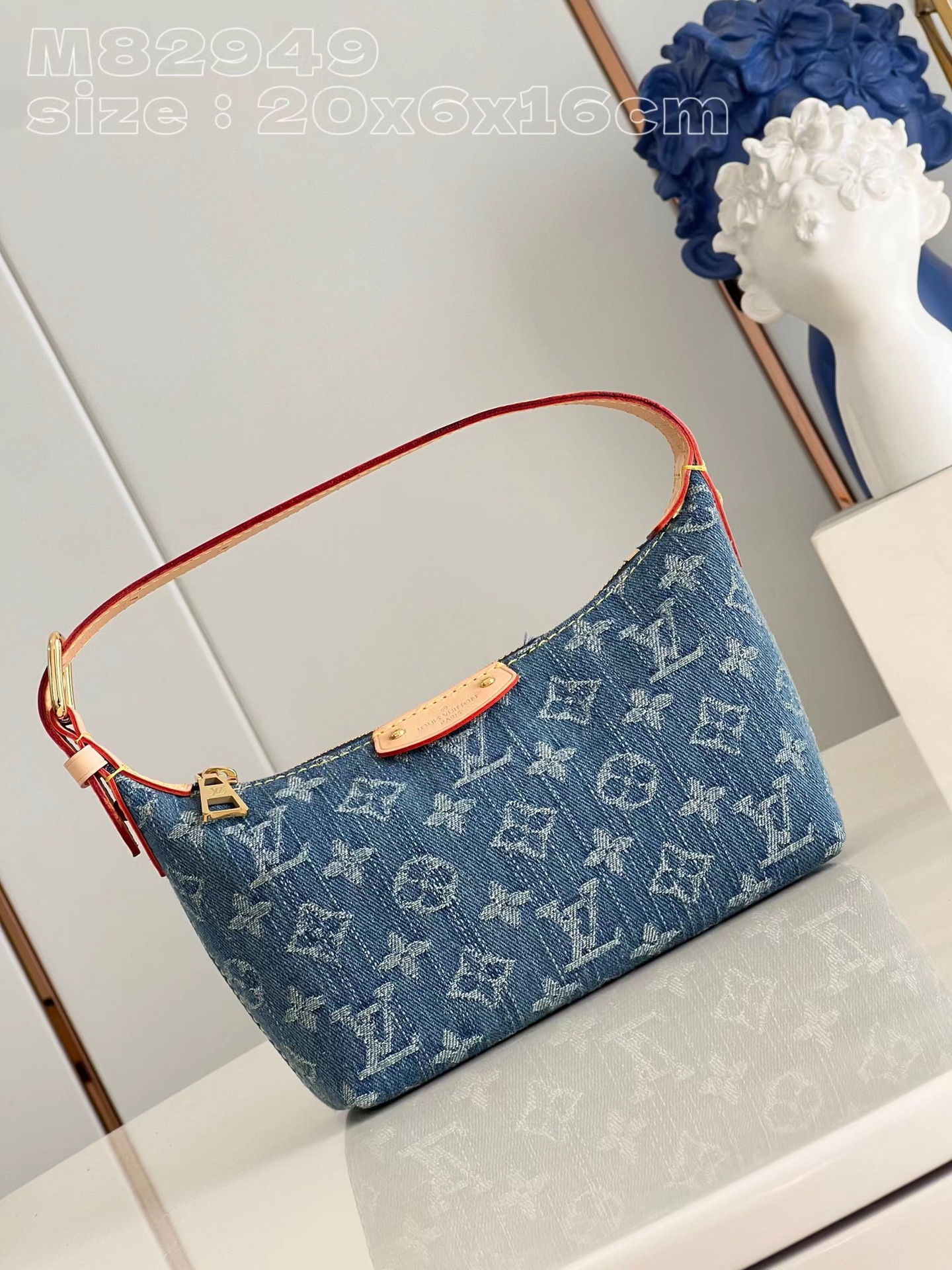 TOP Louis Vuitton LV Hills Pochette Handbag 20.5x6x16cm - Denim Blue