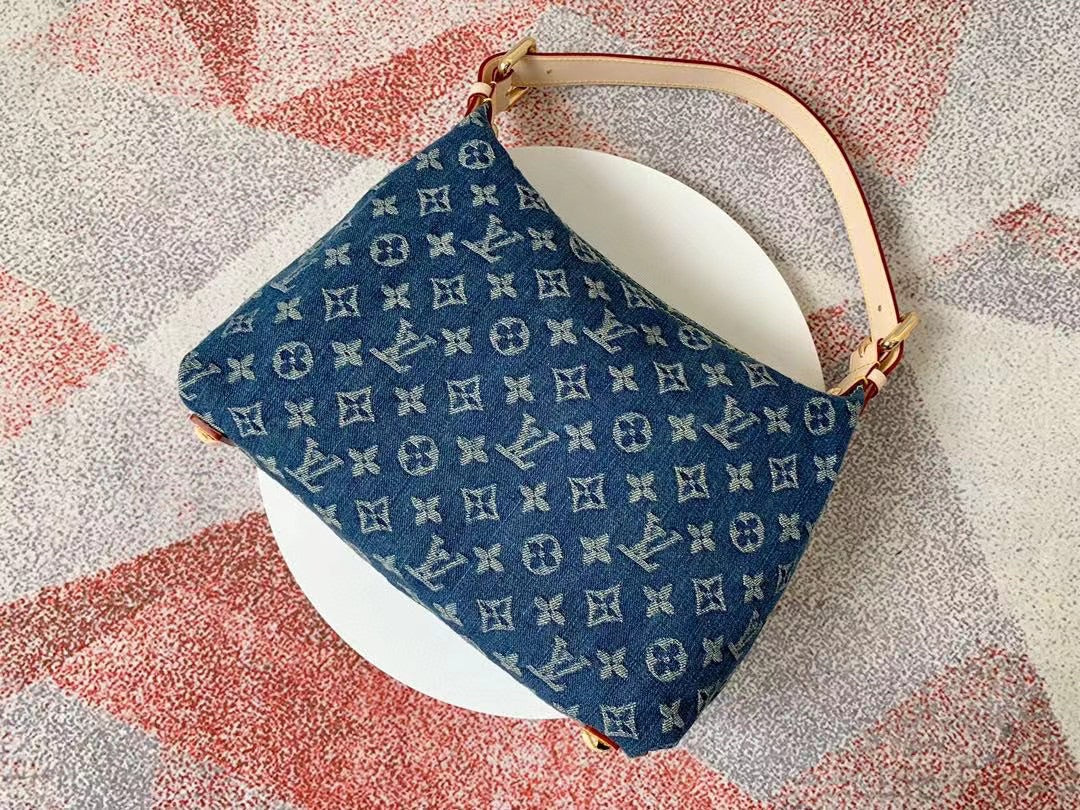 TOP Louis Vuitton LV L*V Baggy Denim PM 30-10-19cm-Blue