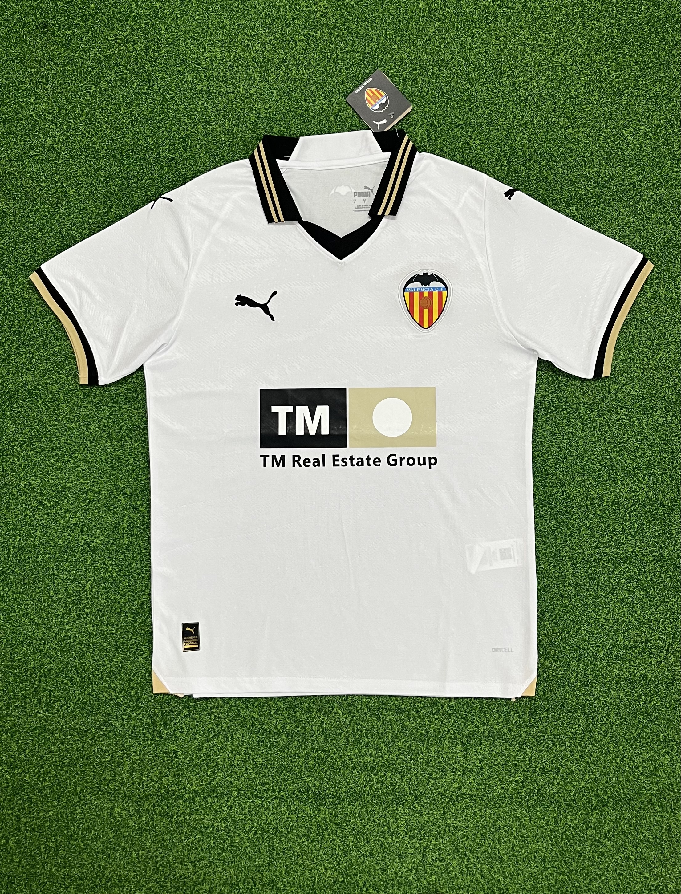 2425 Valencia Cf Home  jersey.Player embroidery version