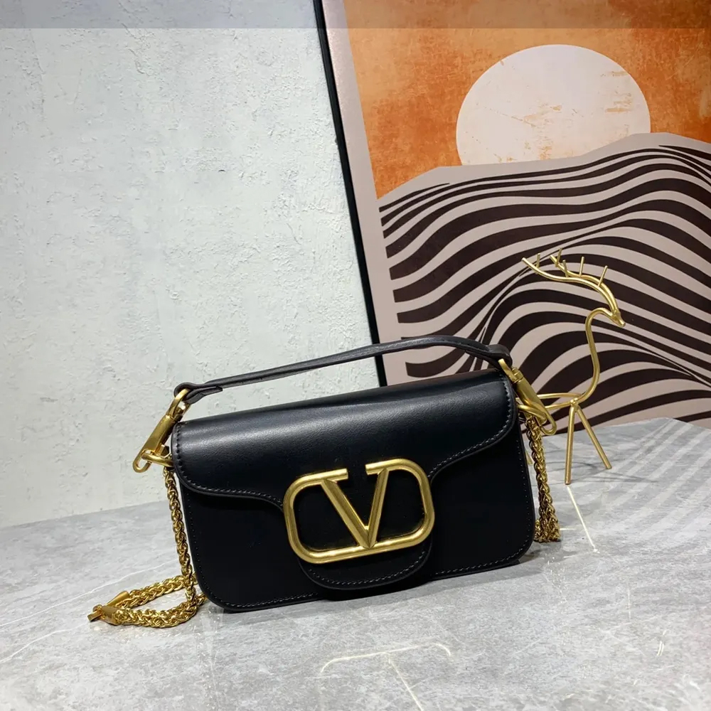 VALENTINO GARAVANI V Logo Baguette Shoulder Bag Ladies MINILOCO Calfskin Bag (Replica)
