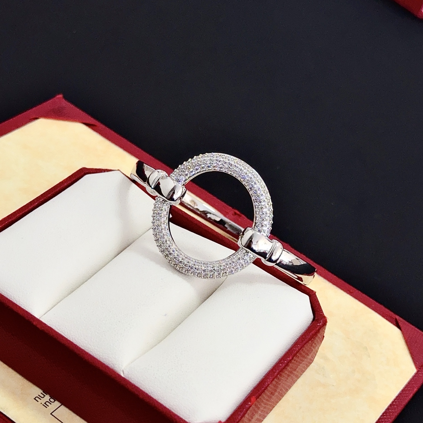 TOP Cartier  Bracelet  - Sliver