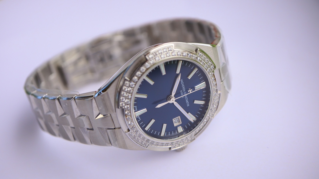 Vacheron Constantin Luxury Automatic Watch, Diamond Bezel Deep Blue Dial Stainless Steel Bracelet Men's Wrist Watch