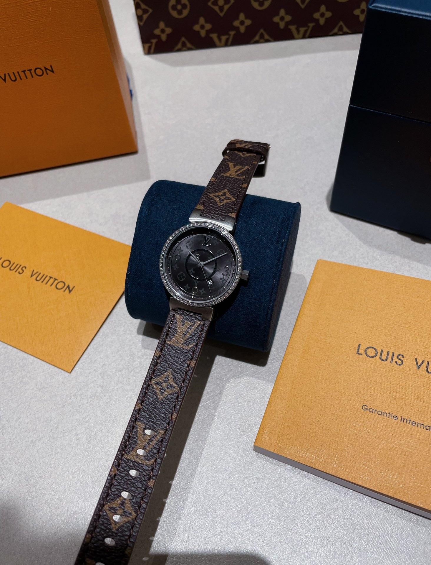TOP Louis Vuitton LV TAMBOUR SLIM Watch 34mm - Brown