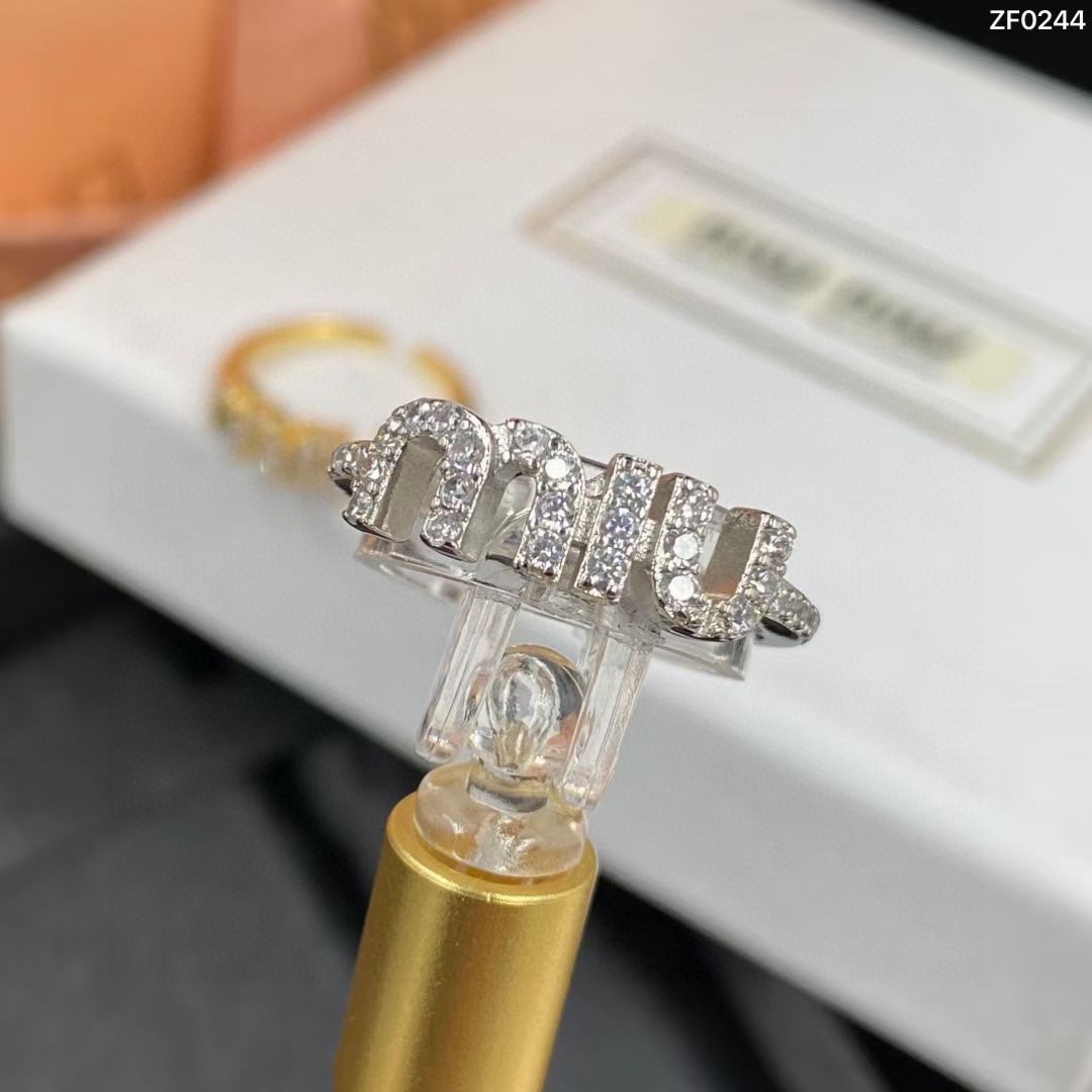 TOP Miu Miu Ring - Silver