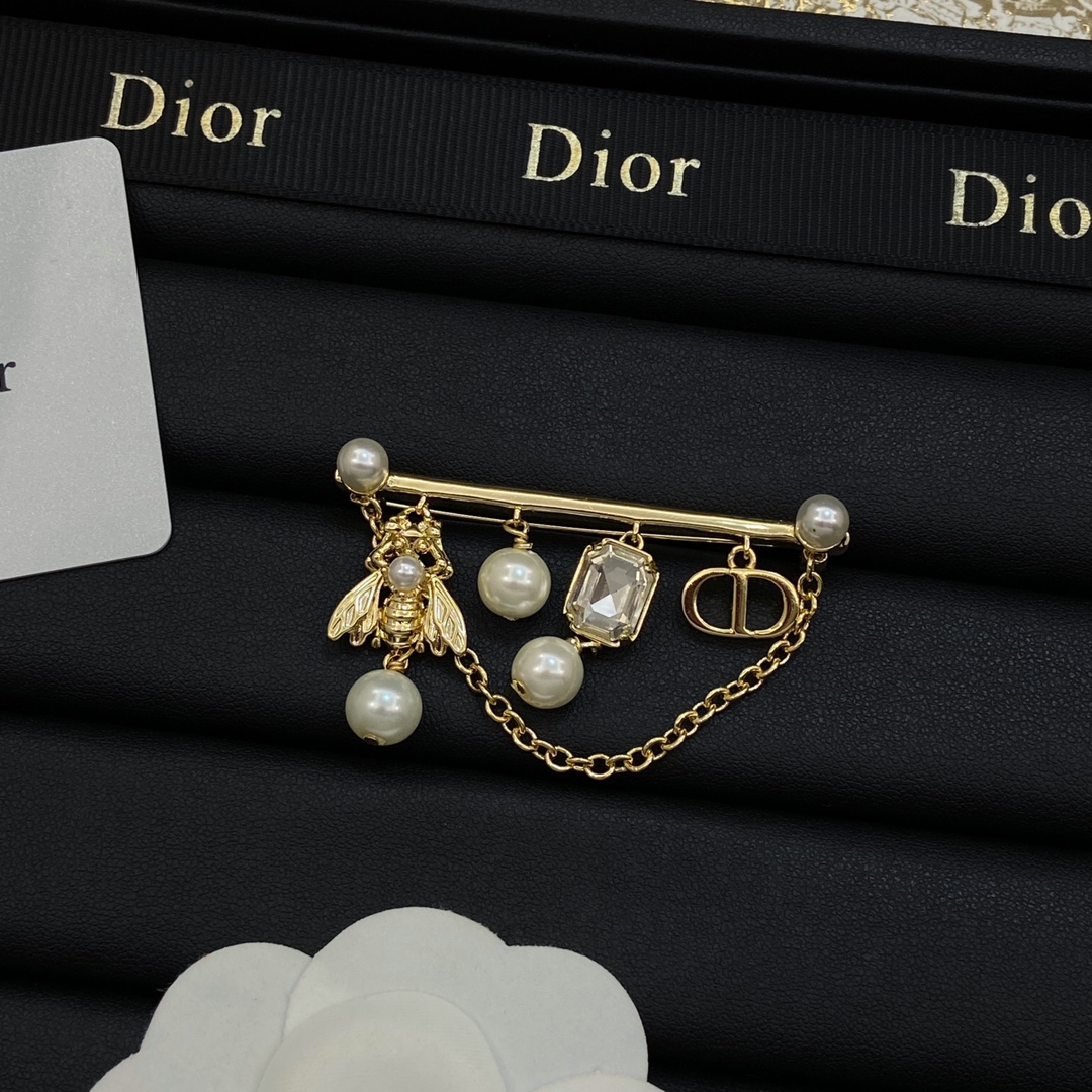 TOP Christian Dior brooch - Gold