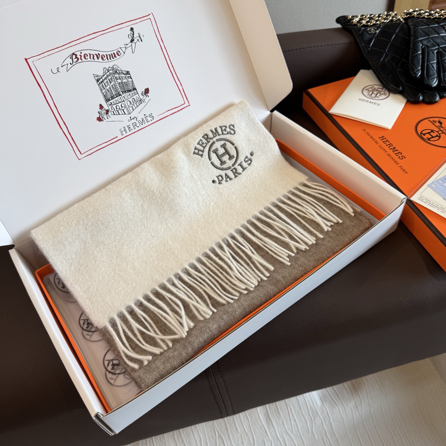 TOP HERMES Scarf with Embroidery Logo 35 x 190 cm - Gray and White