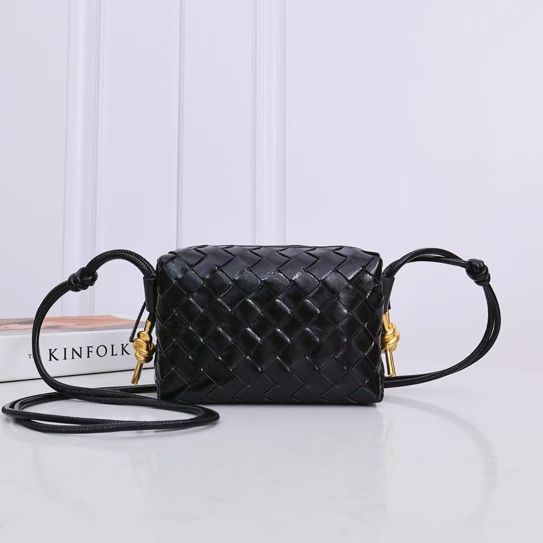 BV Bottega Veneta Mini Loop Metal Knots Bag(Replica)
