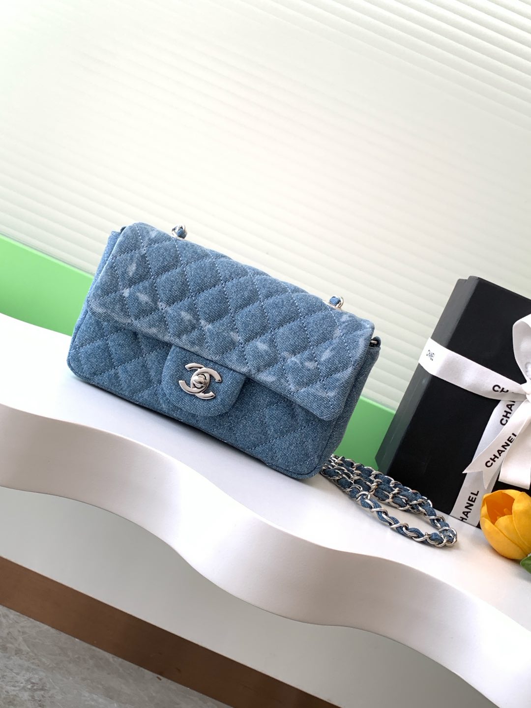 TOP CHANEL Printed Flap Bag 20cm/25cm - Denim