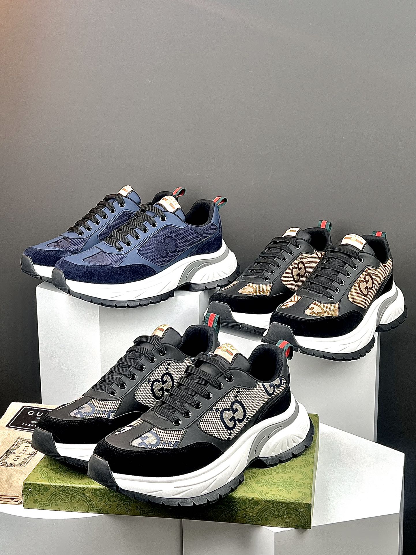 TOP GUCCI  Men's SNEAKER-3 Colors