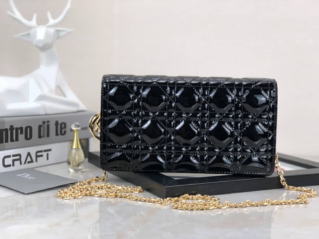 TOP Christian Dior Lady Patent Pouch - Black
