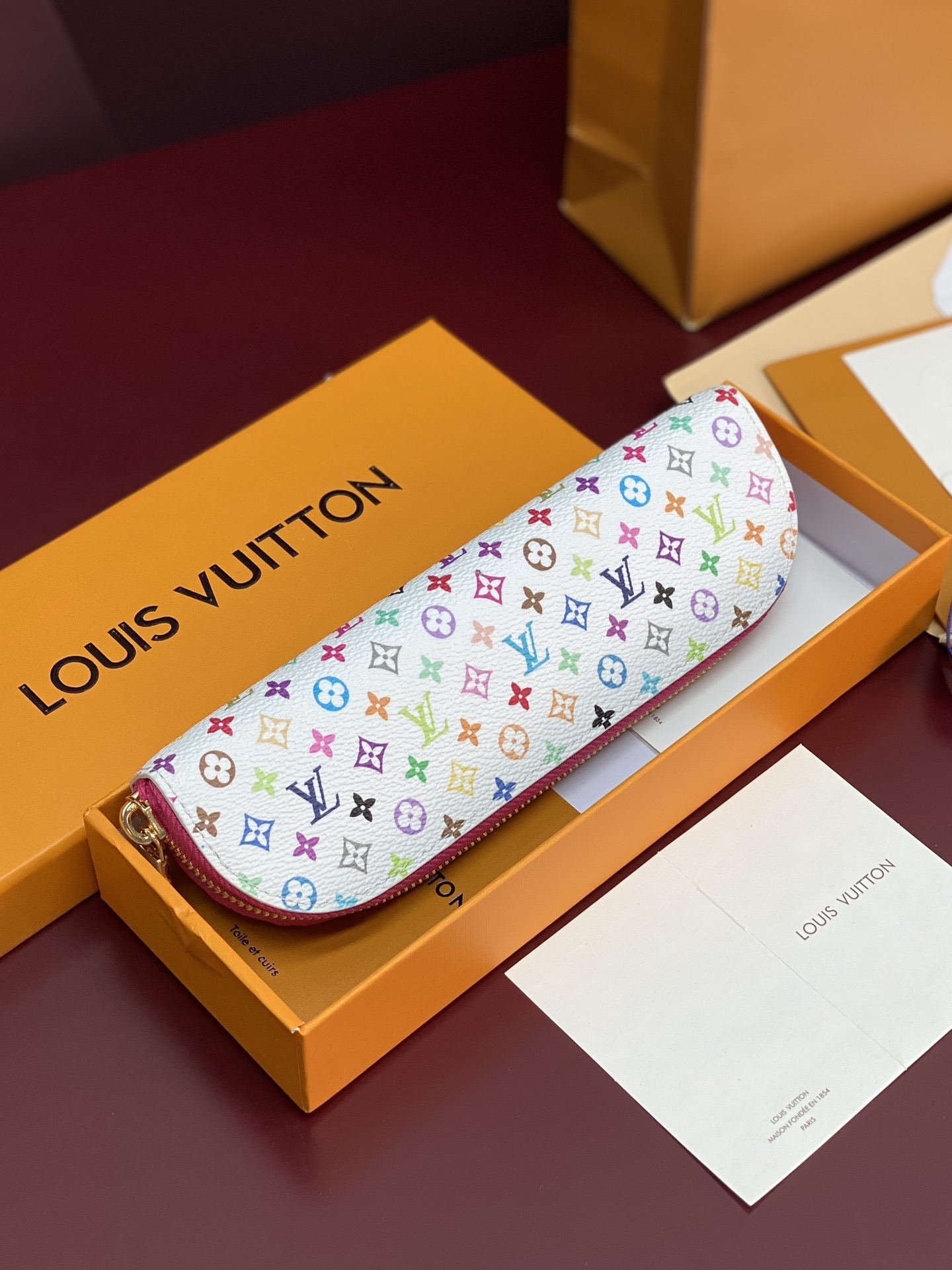 TOP Louis Vuitton LV x TM POCHETTE Charlotte Pencil Case 20x7x2cm - White