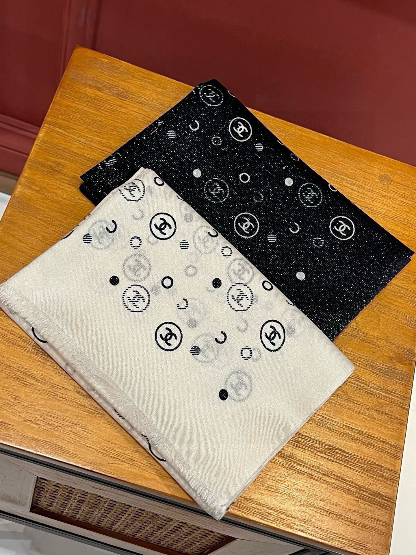 TOP CHANEL Cashmere Scarf 100x200cm-2 Colors