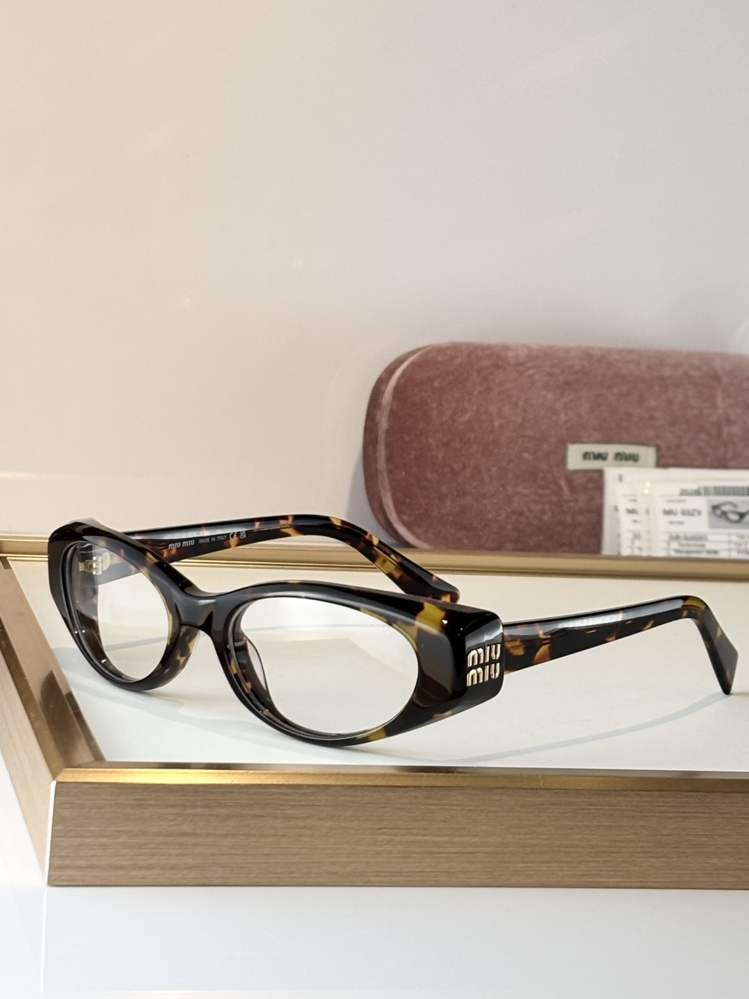 TOP Miu Miu Sunglasses - 4 Colors