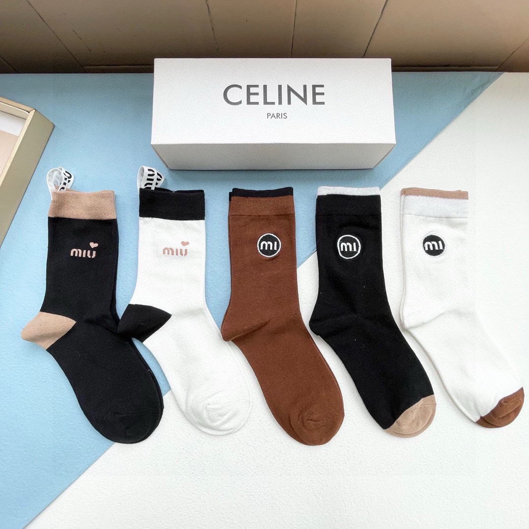 TOP Miu Miu Socks - 5 Pieces as a Set