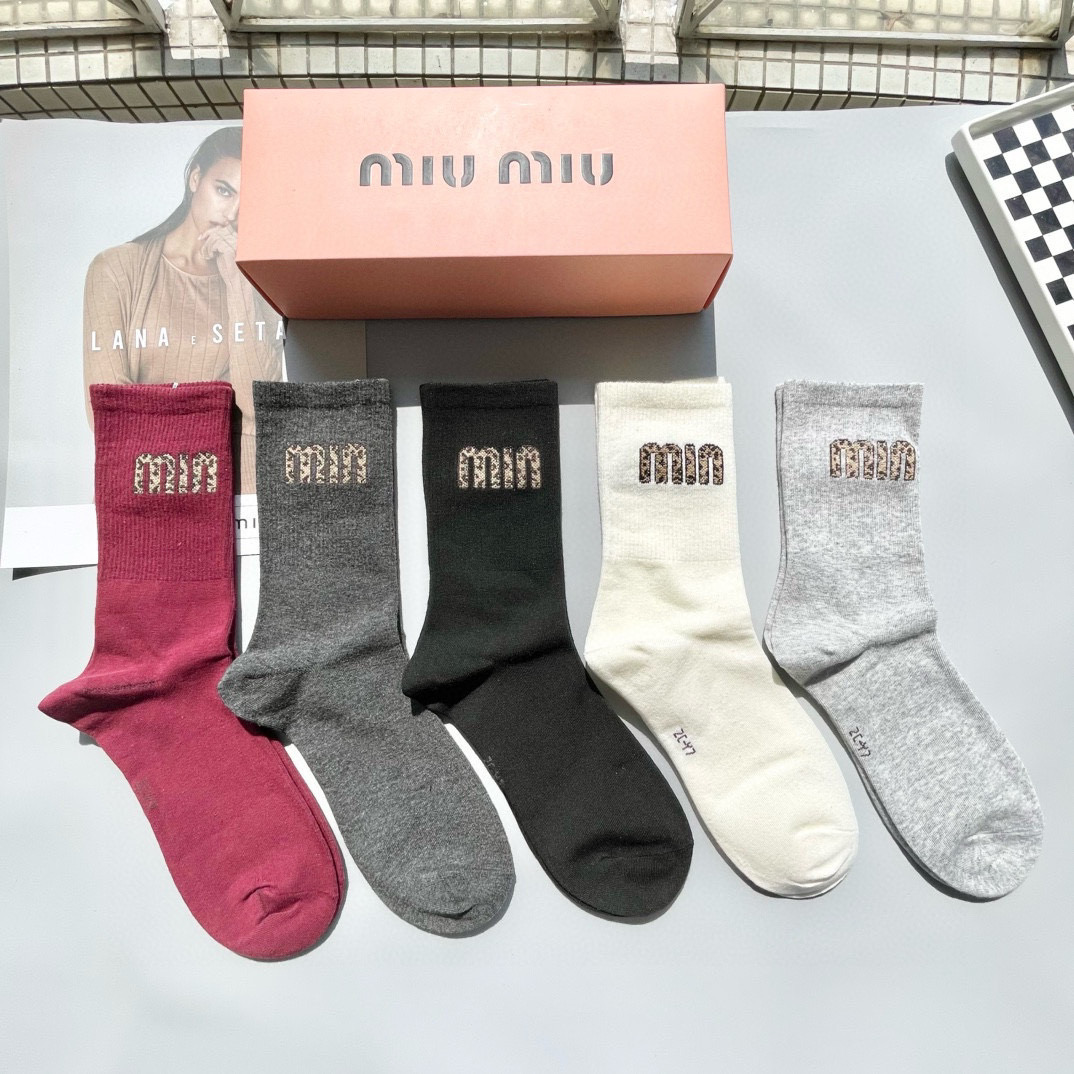 TOP Miu Miu Socks - 5 Pieces as a Set