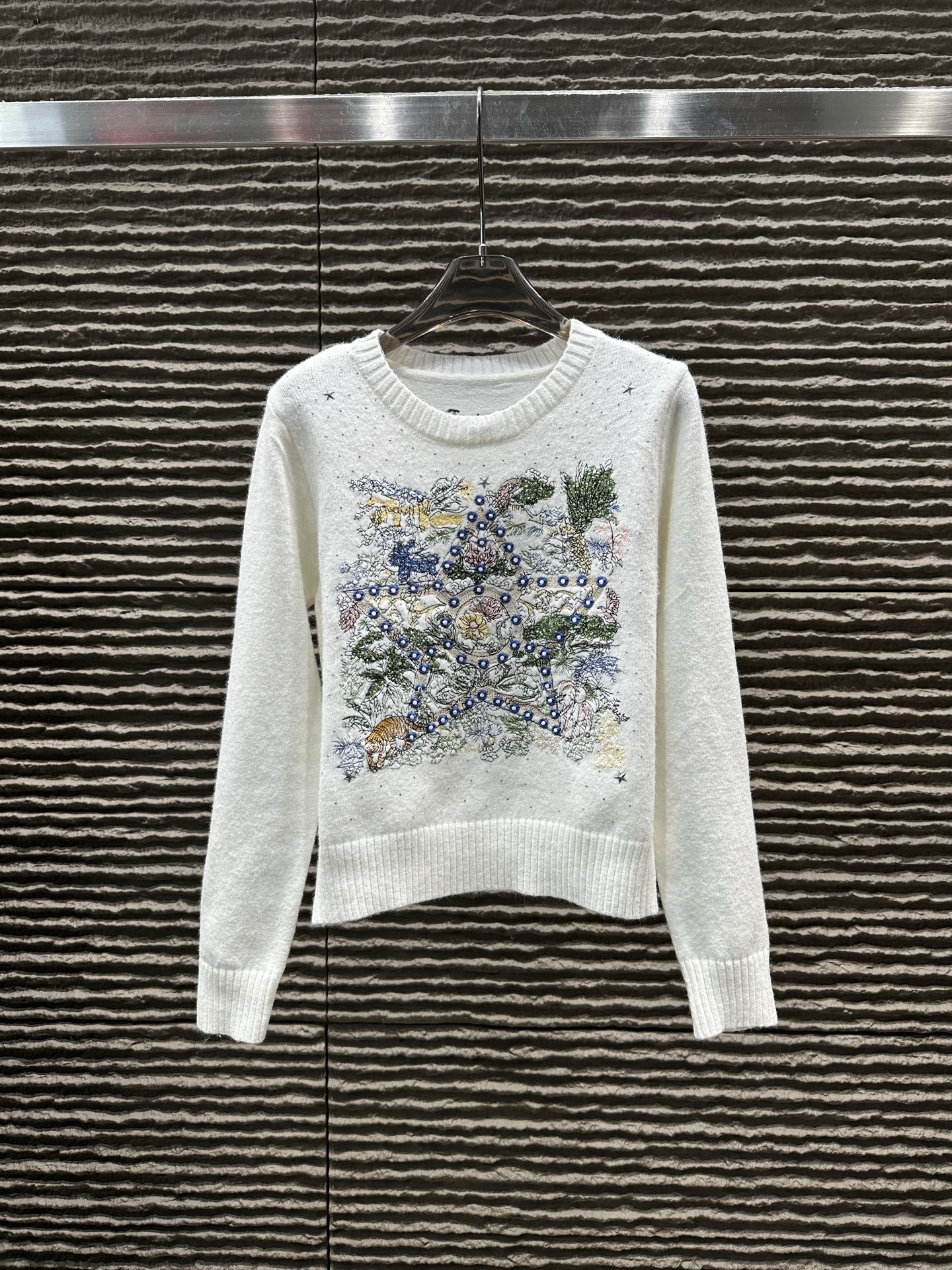 TOP Christian Dior Sweater  - 3 Colors