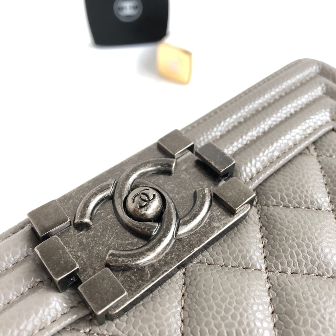TOP CHANEL Le Boy Bag Small 20cm - Grey